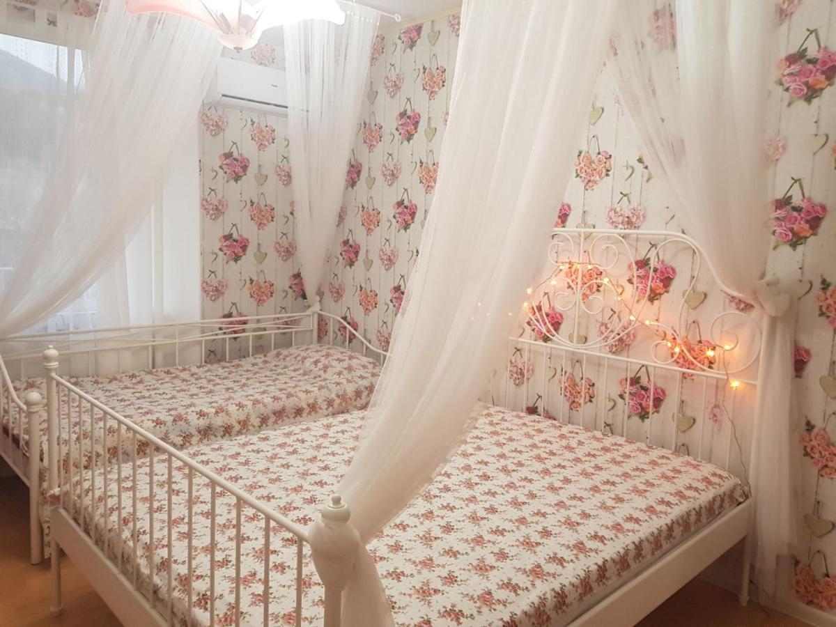 Guesthouse Jasmin サパレヴァ・バニャ エクステリア 写真