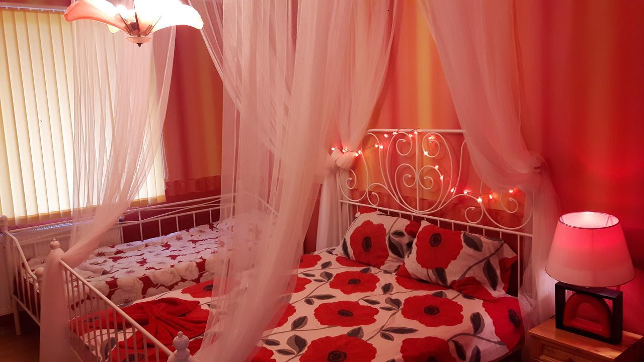 Guesthouse Jasmin サパレヴァ・バニャ エクステリア 写真